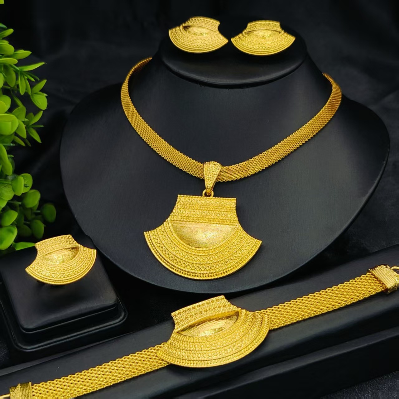 Blessed Watch Strap Necklace B - Fine Jewelry Watches Women 评论和价格