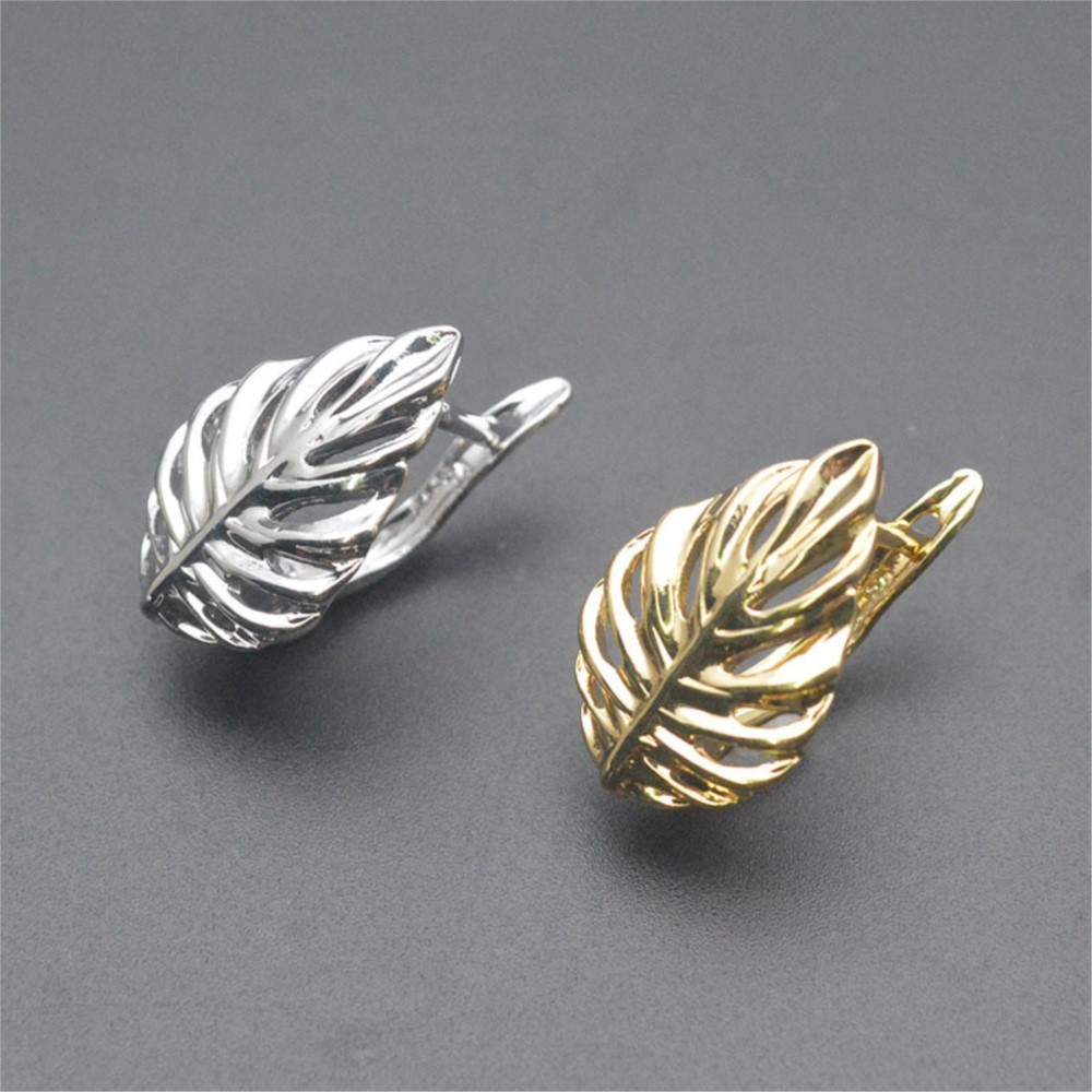 1/2Pcs 18K Gold Plated Brass L - Hoop Earrings 评论和价格