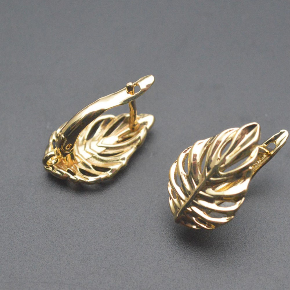 1/2Pcs 18K Gold Plated Brass L - Hoop Earrings 评论和价格